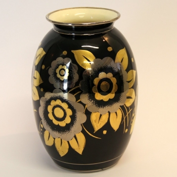 Vaso en cerámica Art Decó. Bosch Keramis. - Gres esmaltado en negro, oro y cromo.
Bélgica.