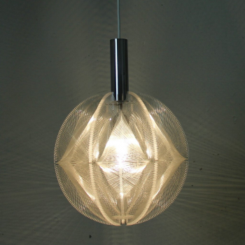 Lámpara de techo de Paul Secon para Sompex - Fabricada en plexiglas e hilo de Nylon.
Alemania.