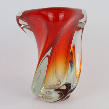 Gran vaso o jarrón en cristal Val Saint Lambert - Gran calidad por su gran cantidad de plomo que lo hace mas cristalino.
Bélgica.