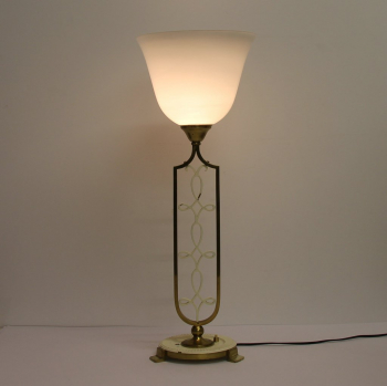 Lámpara de sobremesa Art Decó - Fabricada en opalina, bronce y metal lacado.
Francia.