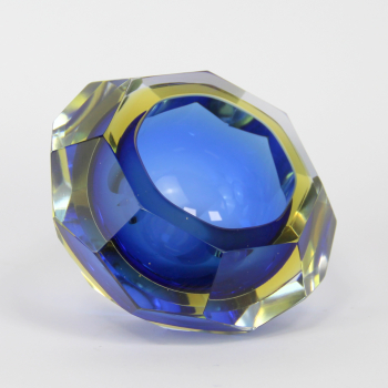 Cristal de Murano de Mandruzzato - Facetado
Color azul y amarillo y dorado.