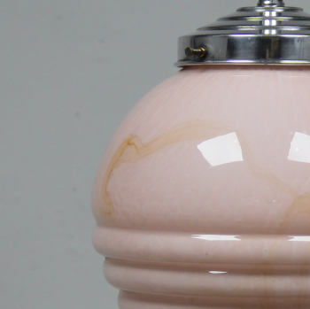 Lámpara Art Decó en opalina rosa marmorizada. - Electricidad renovada.