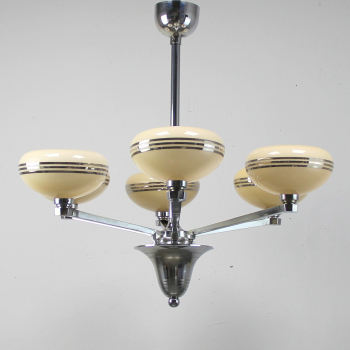 Lámpara Art Decó francesa - Fabricada en metal cromado y opalinas.
Electricidad revisada.
Efecto lumínico muy bonito.
Casquillos B22