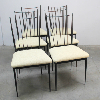 Juego de 6 sillas de Colette Gueden - Realizadas en hierro lacado en negro y tapicería renovada en color Beige.
Francia