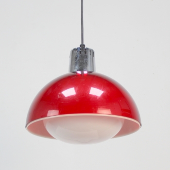 Realizada en metacrilato, plastico y cristal opalino.
La electricidad esta completamente restaurada.