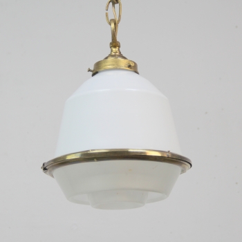 Fabricada en cristal y latón.
Electricidad revisada.